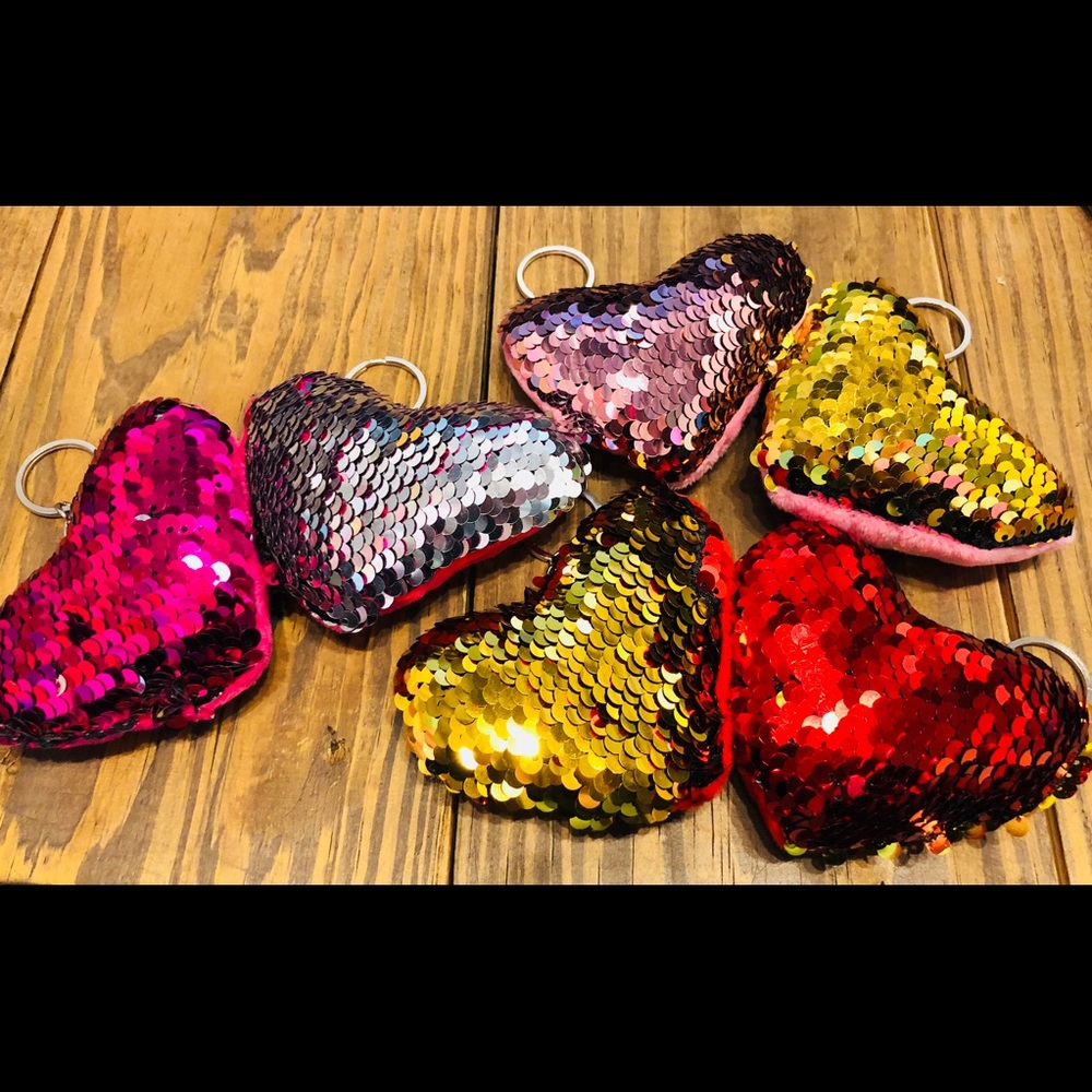 Mermaid 🧜‍♀️ heart keychains